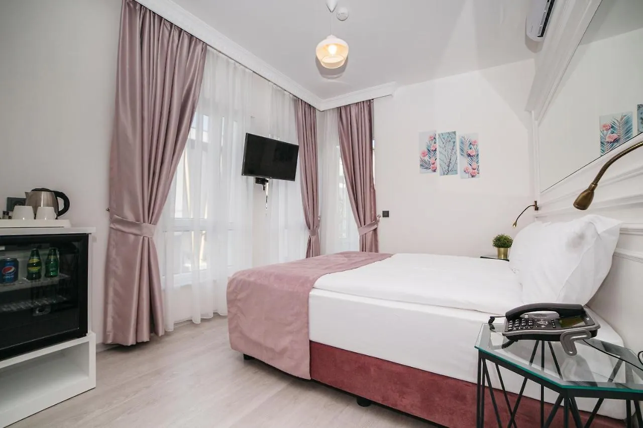 Antalya Nun Junior Hotel 3*,